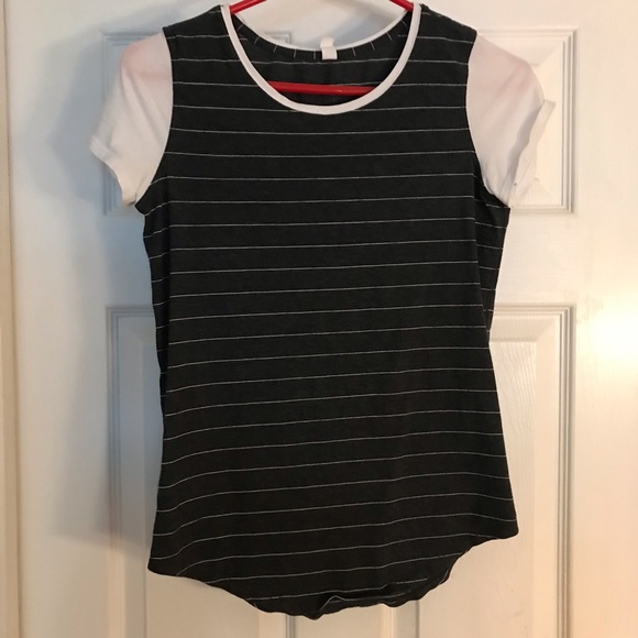 Lululemon Women’s T-Shirt